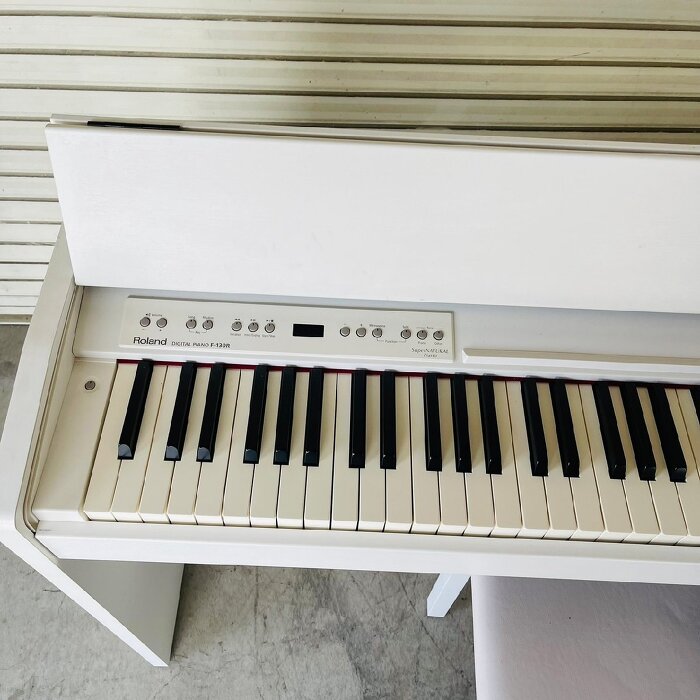 電子ピアノ