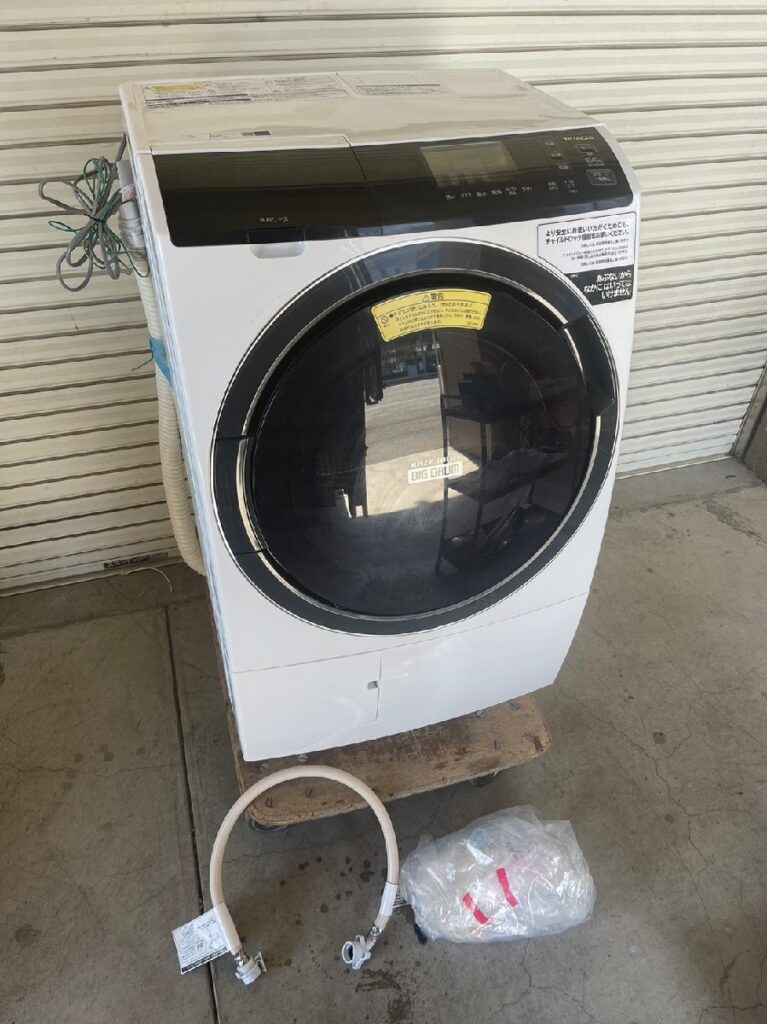 東京都渋谷区T様宅にて、ドラム式洗濯機などの家電の不用品買取を行いました。