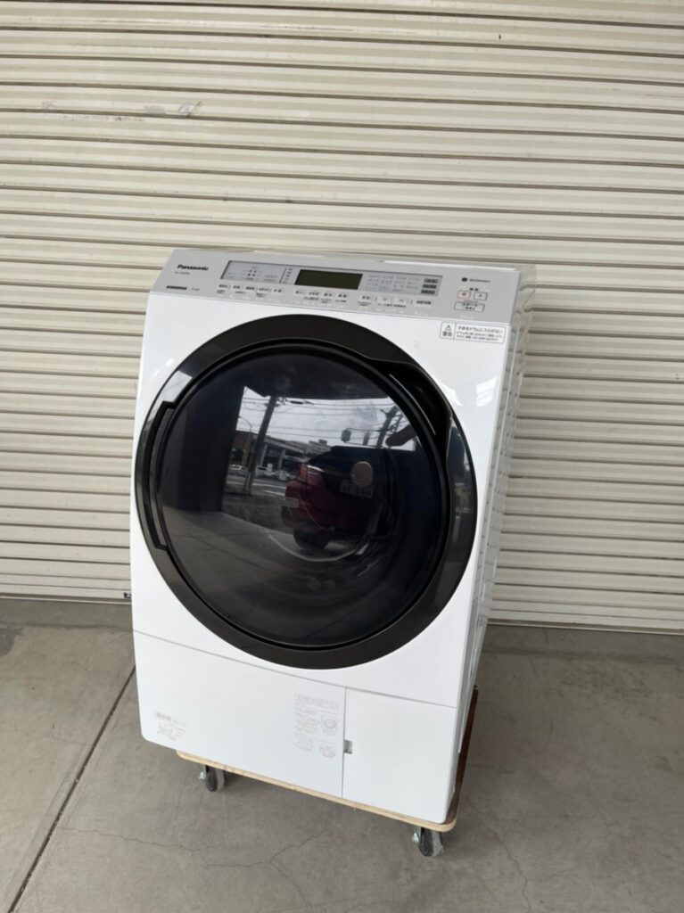 東京都港区F様宅にて、ドラム式洗濯機や家具などリサイクル品の買取を行わせていただきました。