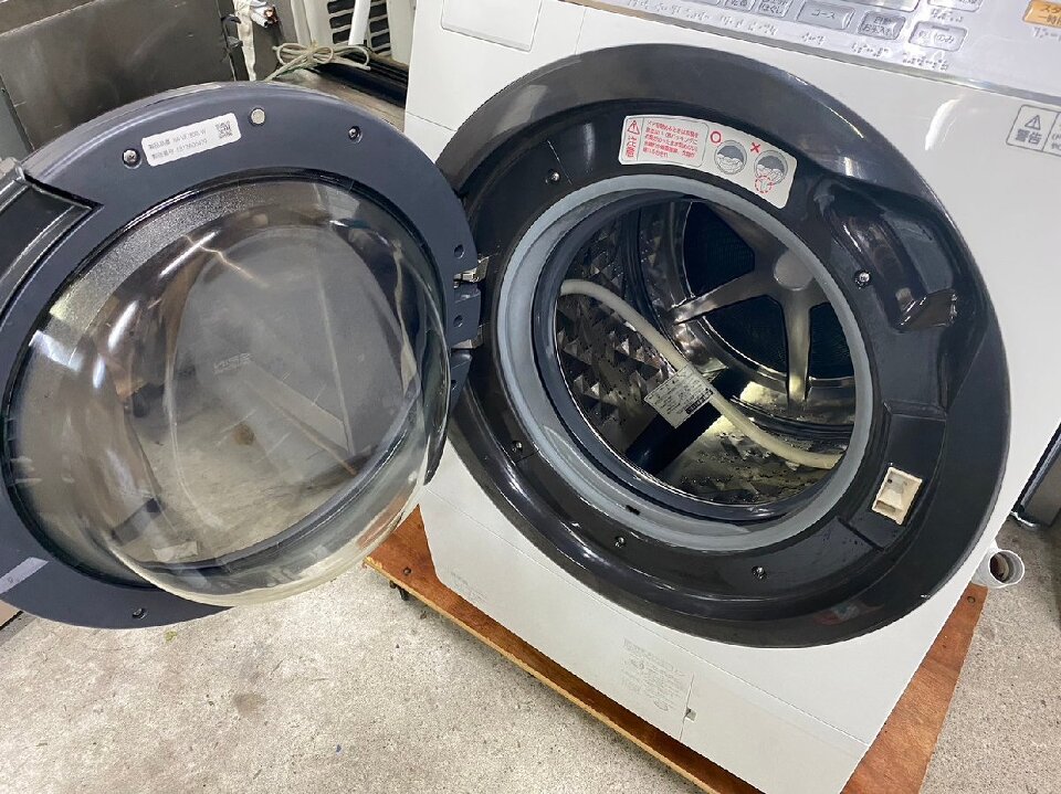 東京都板橋区M様邸にてドラム式洗濯機などの出張買い取りを実施しました。