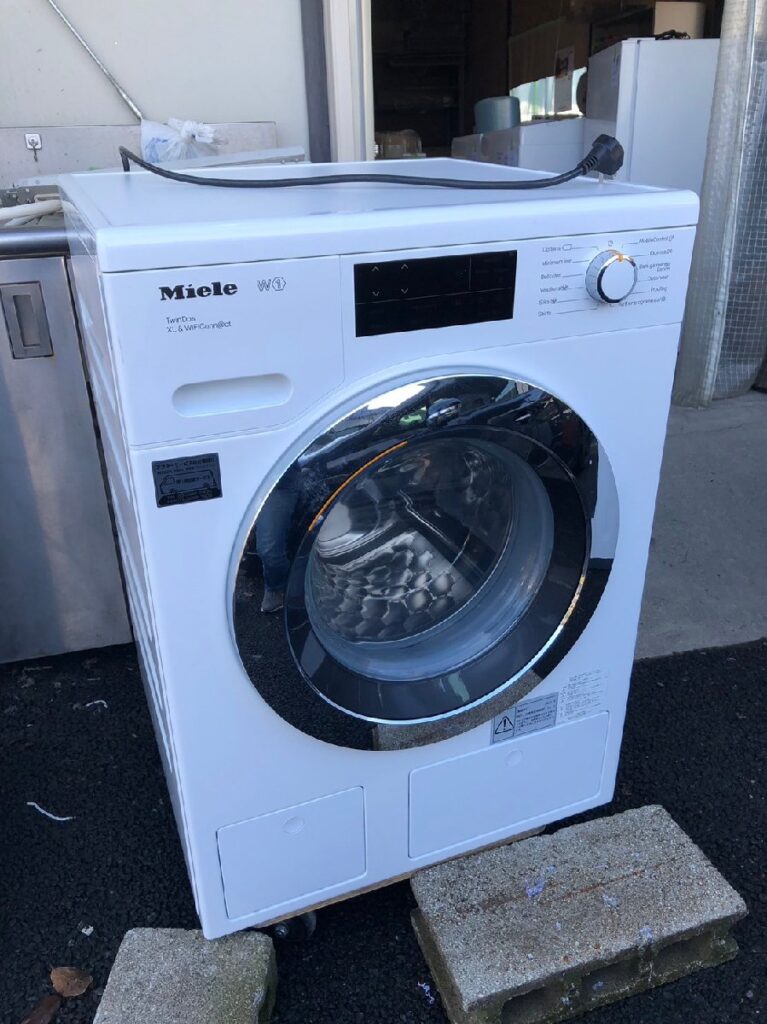 東京都墨田区O様邸にてドラム式洗濯機などの不用品買取を実施いたしました。