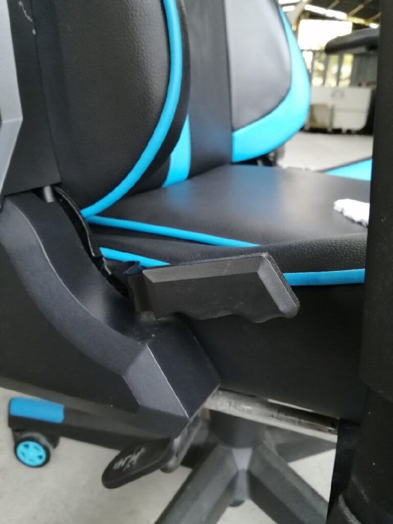 ゲーミングチェア