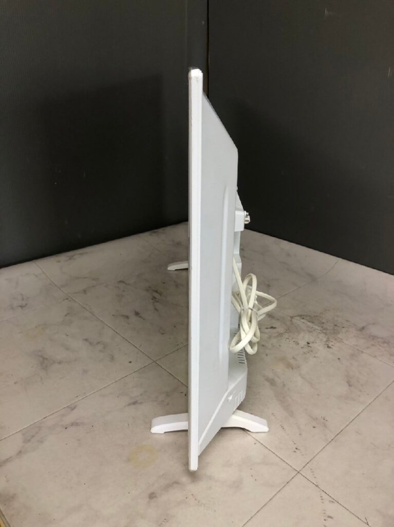 液晶テレビ