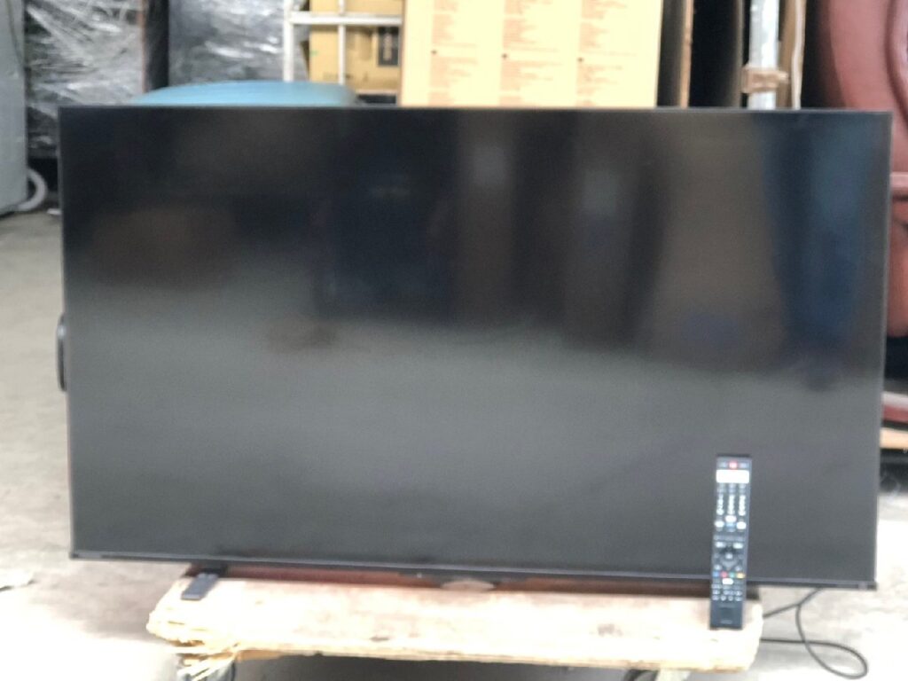 液晶テレビ