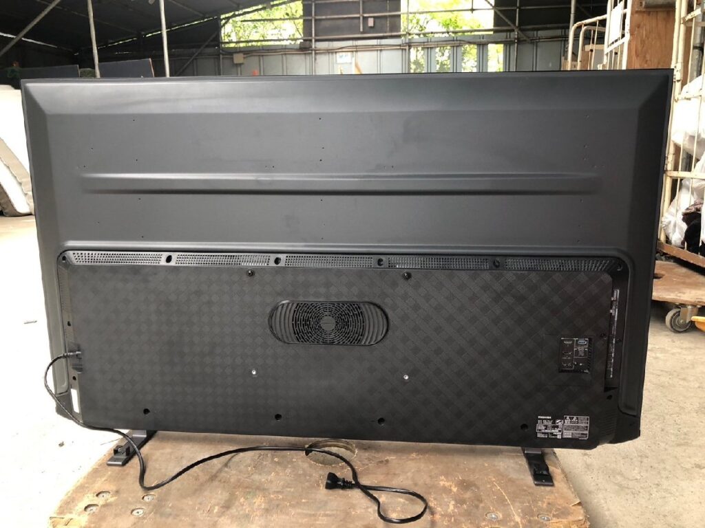 液晶テレビ