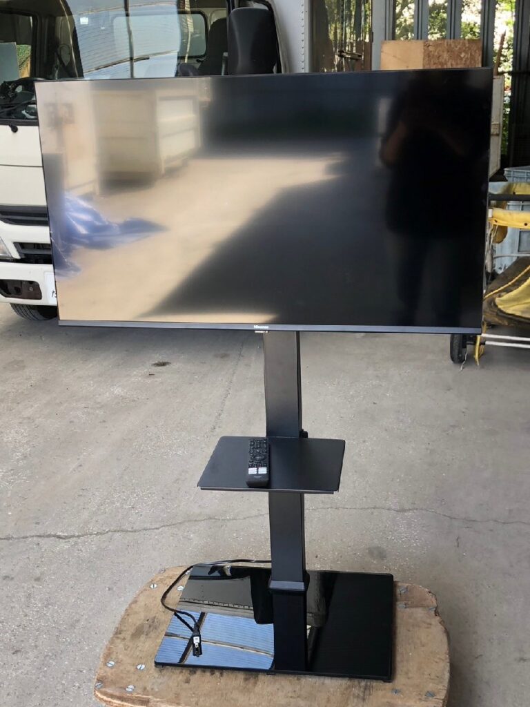 壁寄せスタンド付きテレビ