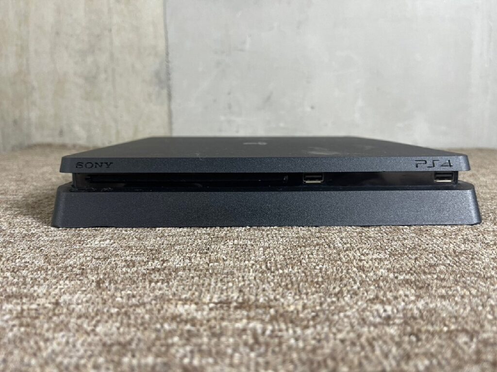 プレイステーション4