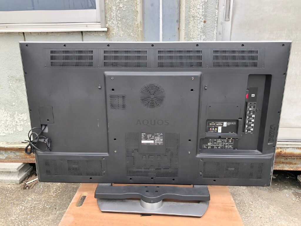 液晶テレビ